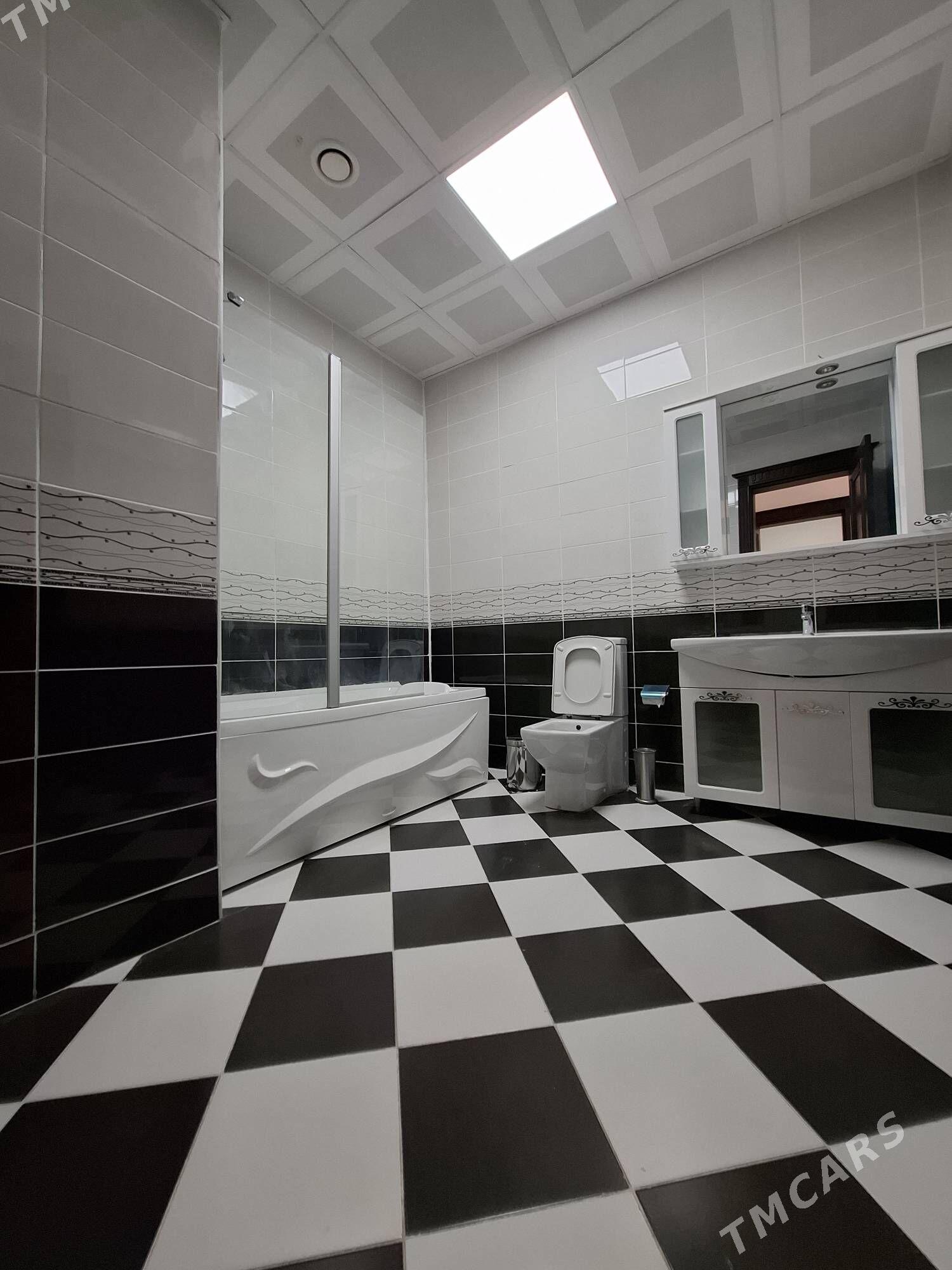 Чехова Элитка 4ком 200м² - Aşgabat - img 3