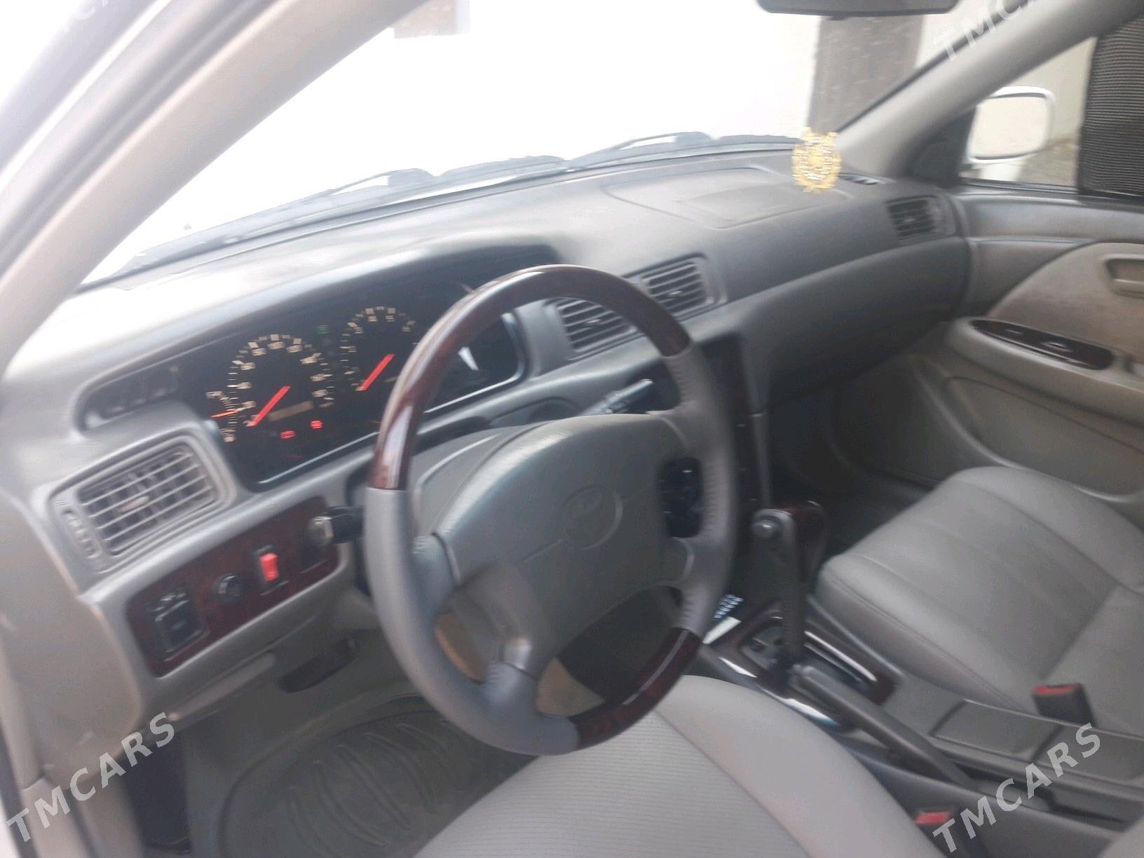 Toyota Camry 1998 - 150 000 TMT - Kaka - img 6