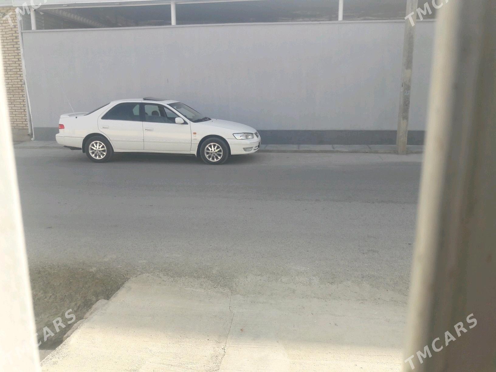 Toyota Camry 1998 - 150 000 TMT - Kaka - img 5