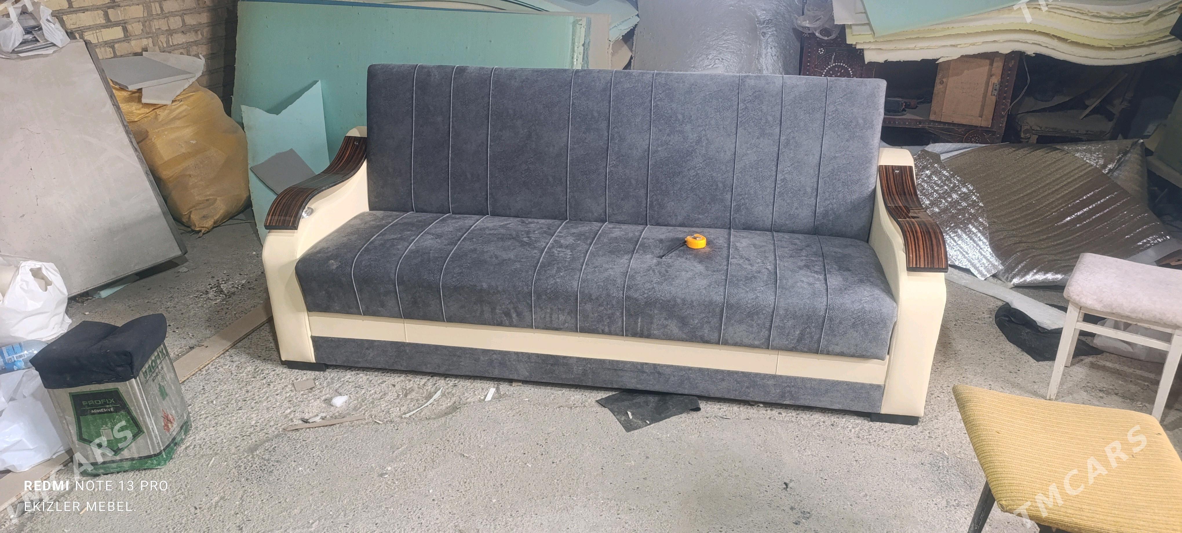 diwan - Mary - img 1