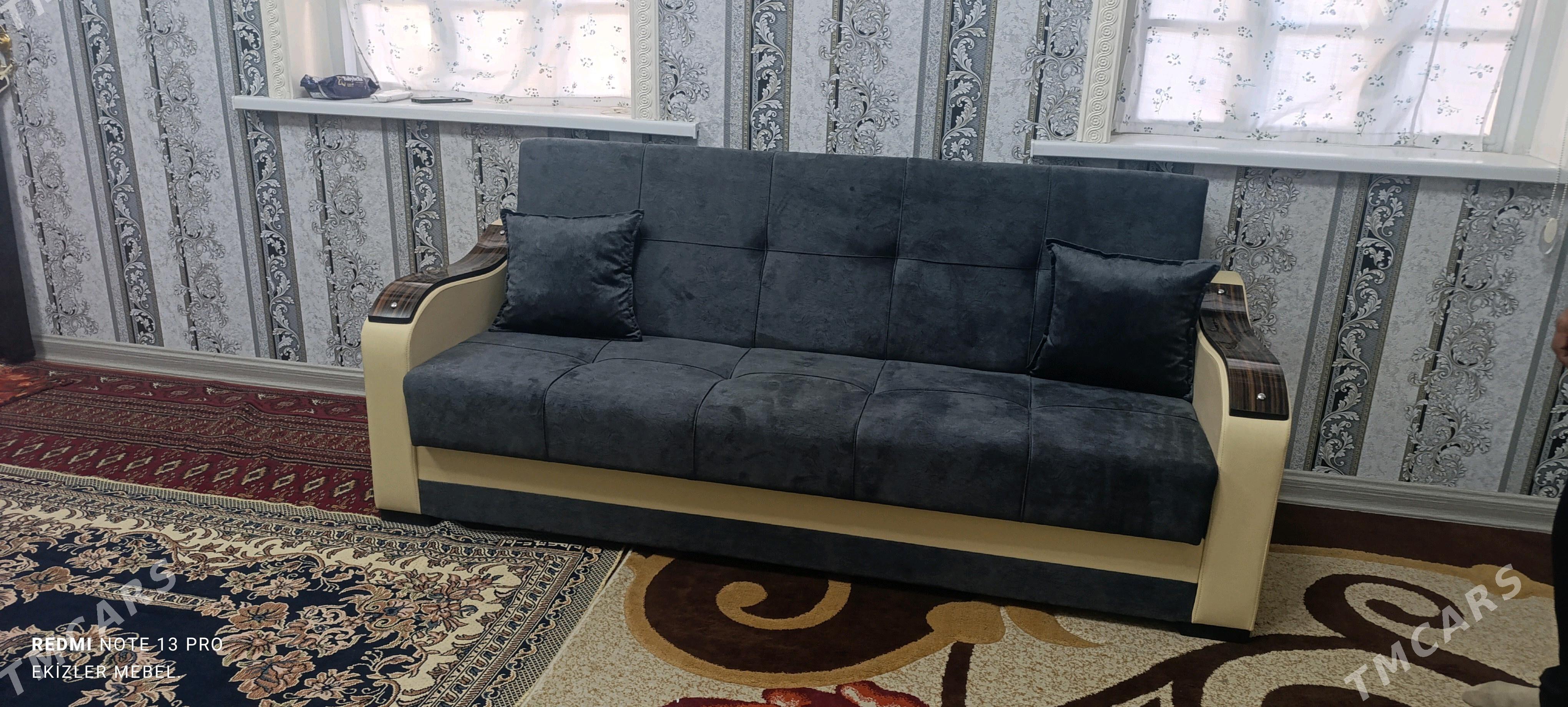 diwan - Mary - img 4