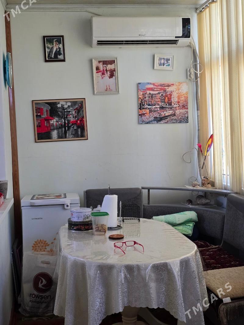 Срочно 30мкр 2комнаты 2этаж - 30 mkr - img 6