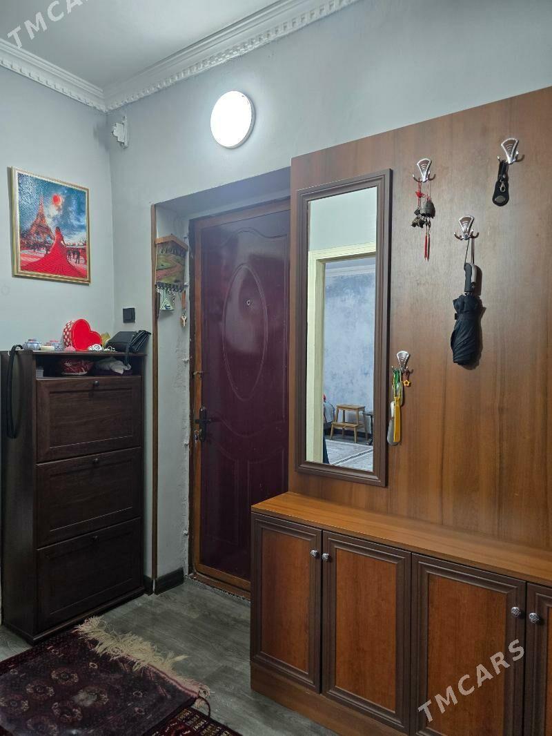 Срочно 30мкр 2комнаты 2этаж - 30 mkr - img 5