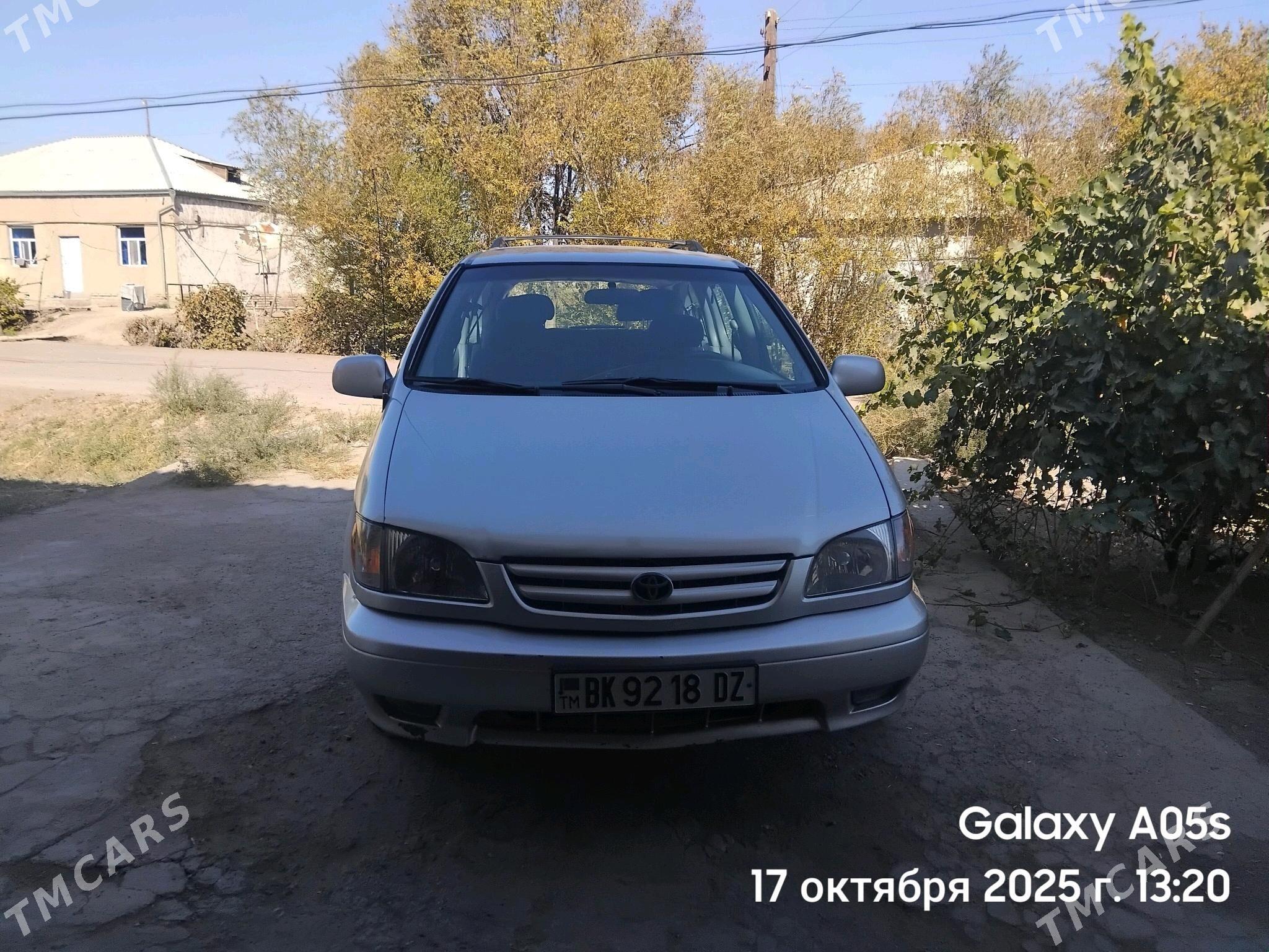 Toyota Sienna 2002 - 135 000 TMT - Гороглы (Тагта) - img 2