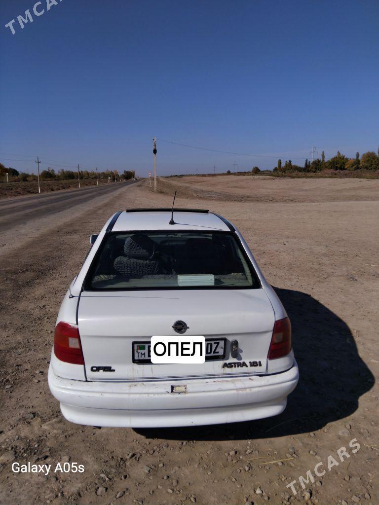 Opel Astra 1992 - 30 000 TMT - Boldumsaz - img 1