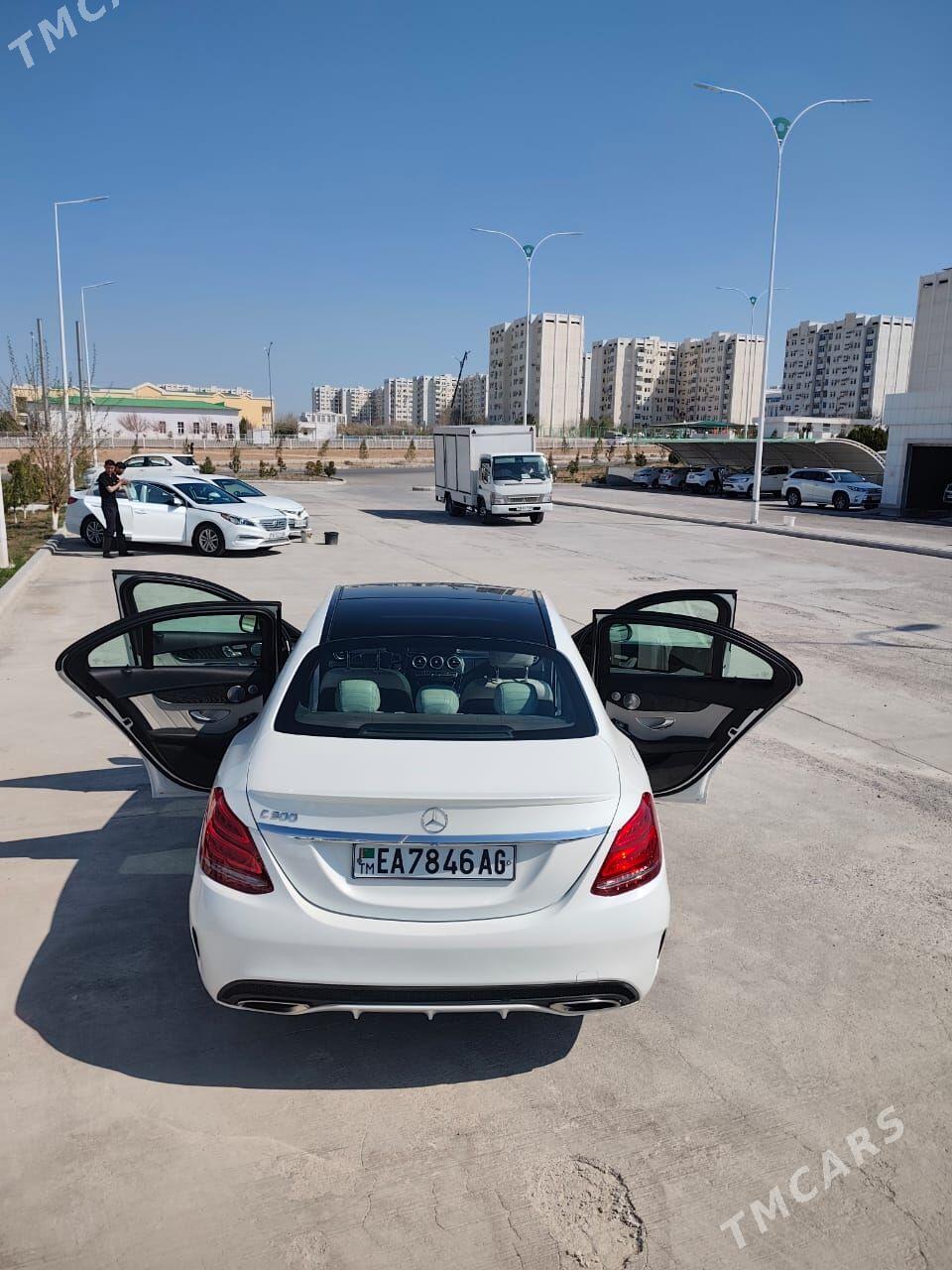 Mercedes-Benz C300 2015 - 430 000 TMT - Гарадамак Шор - img 7
