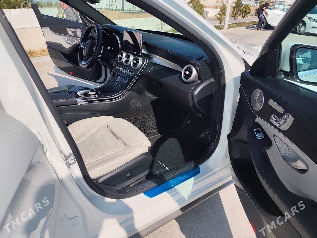 Mercedes-Benz C300 2015 - 430 000 TMT - Гарадамак Шор - img 4