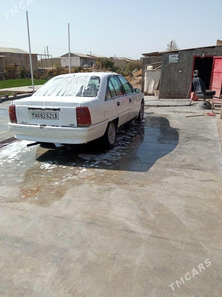 Opel Omega 1988 - 15 000 TMT - Saýat - img 2