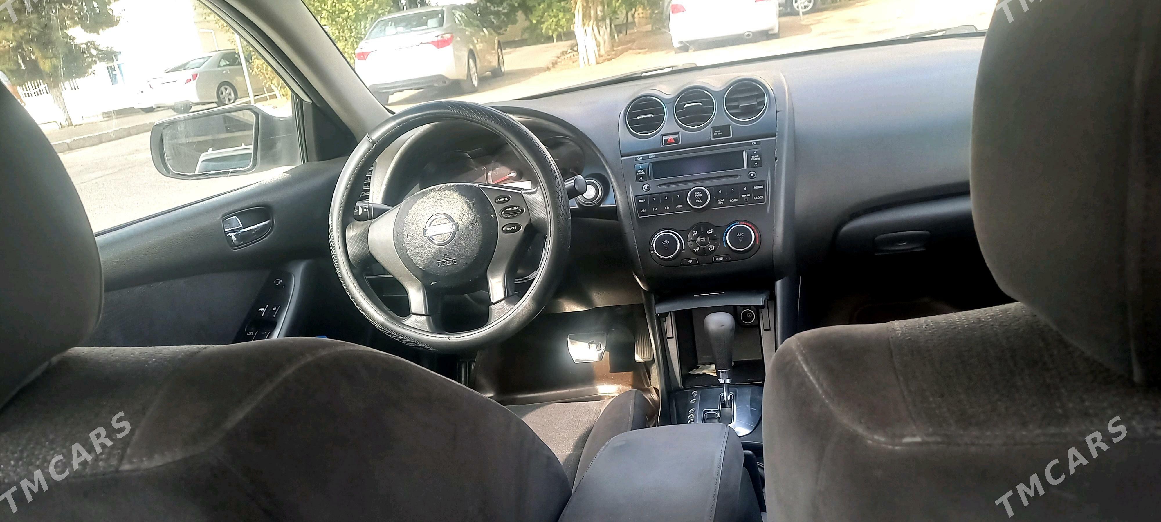 Nissan Altima 2010 - 120 000 TMT - Bäherden - img 3