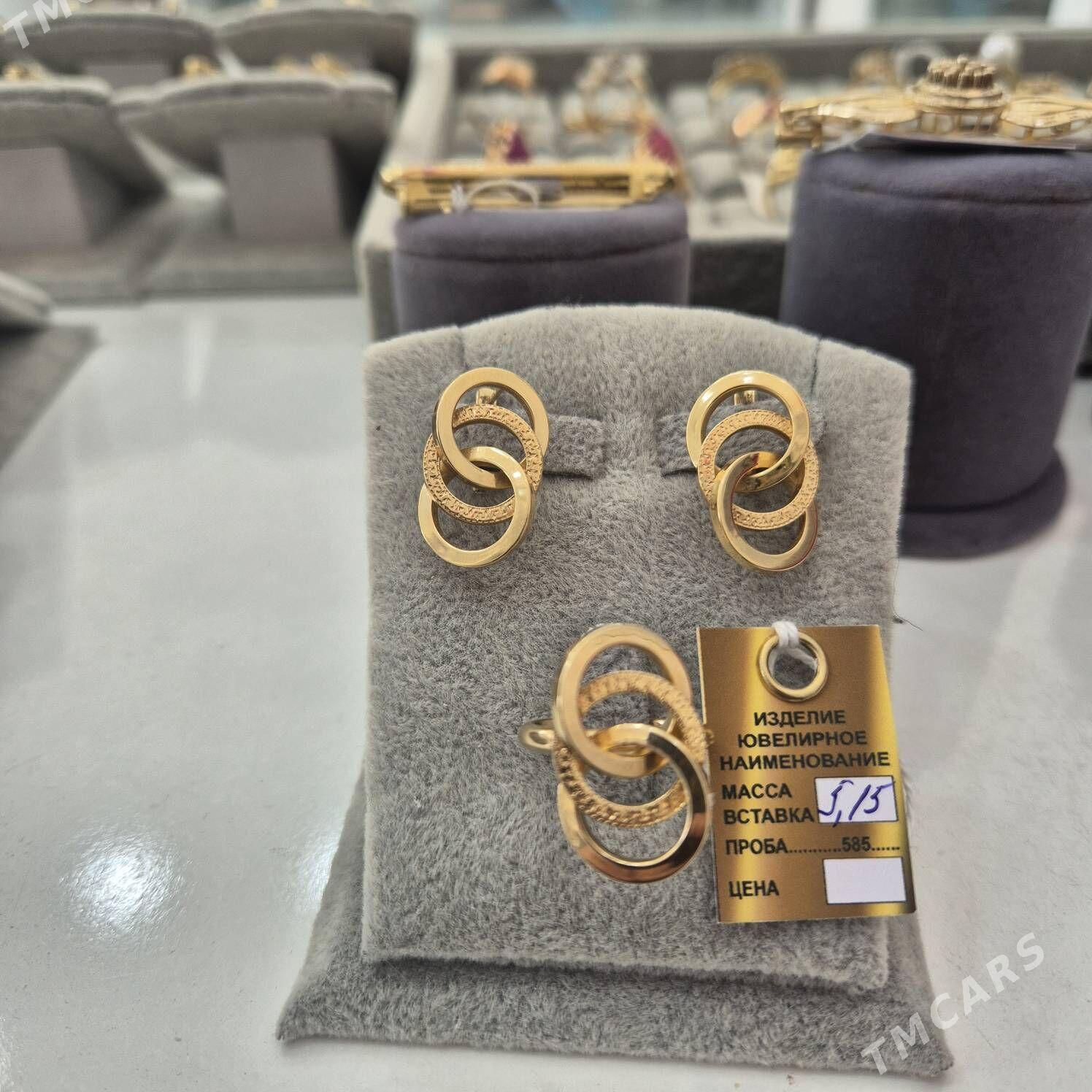 gyzyl komplektler - Ашхабад - img 6