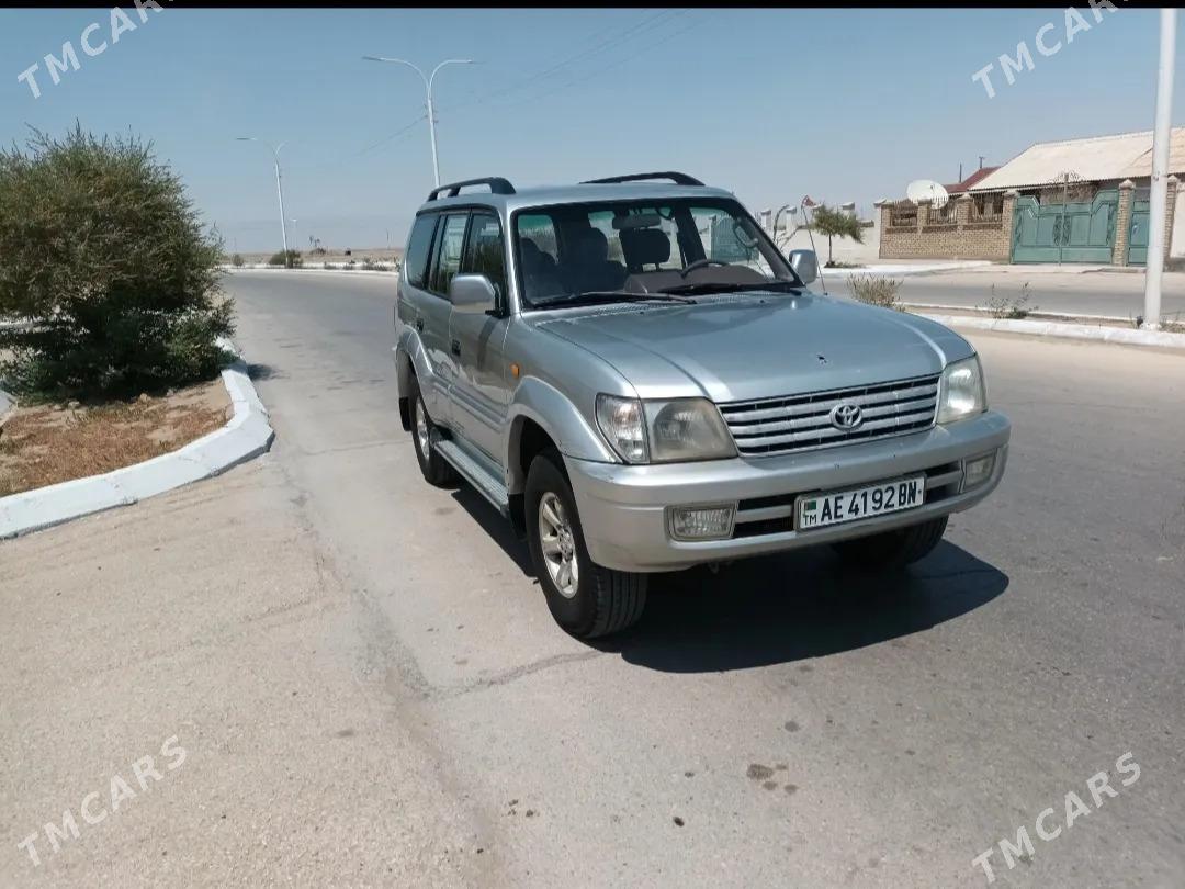Toyota Land Cruiser Prado 2002 - 150 000 TMT - Гумдаг - img 3