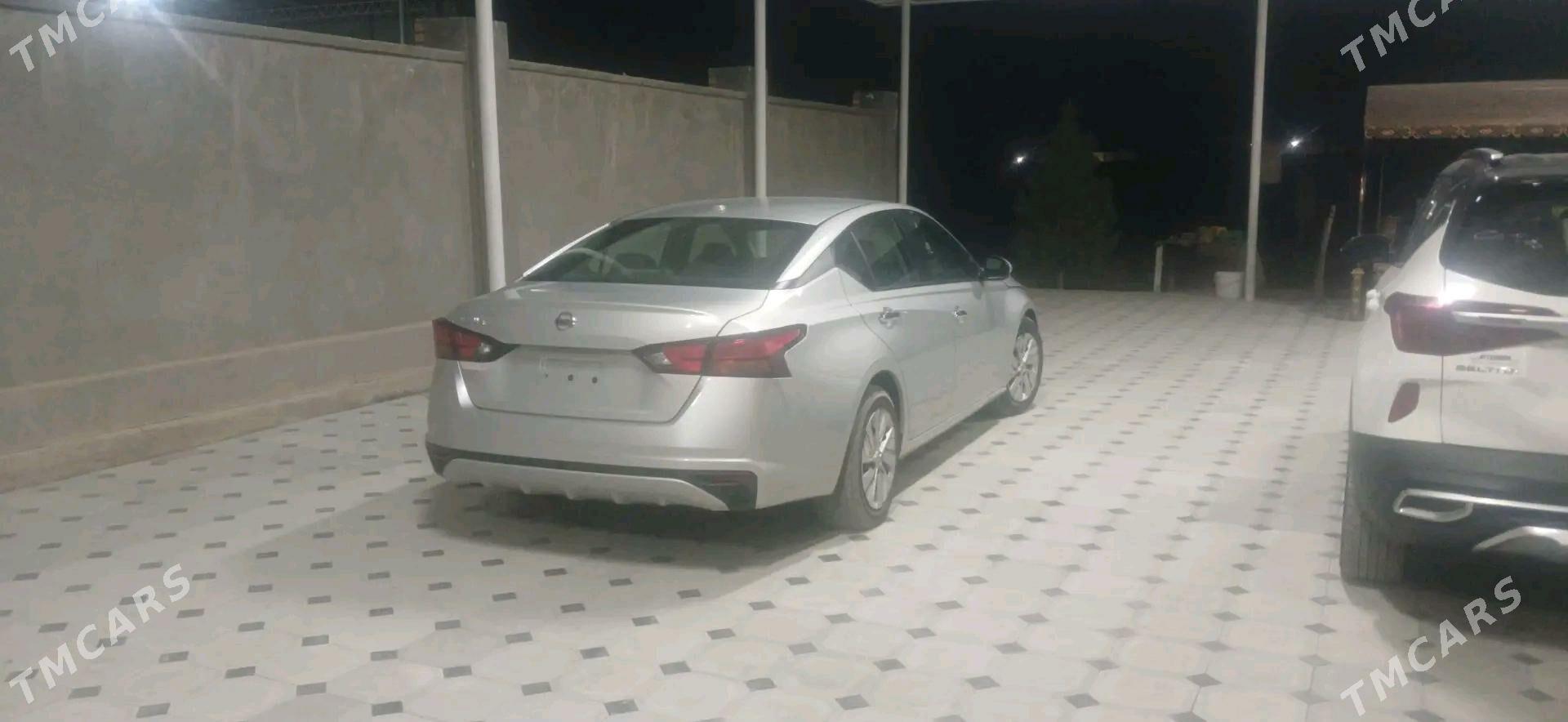 Nissan Altima 2020 - 200 000 TMT - Mary - img 3