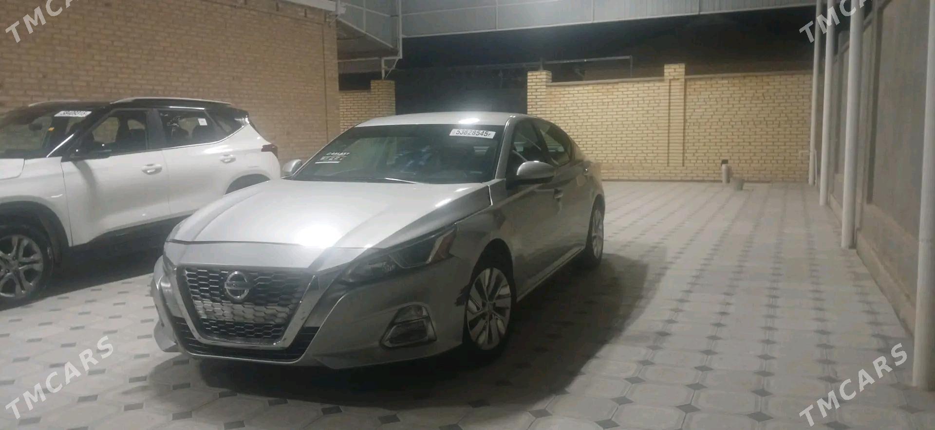 Nissan Altima 2020 - 200 000 TMT - Mary - img 4