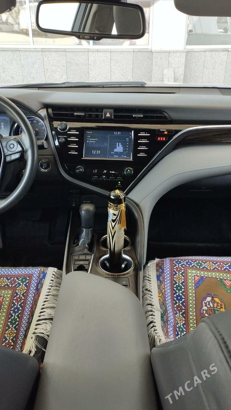 Toyota Camry 2018 - 320 000 TMT - Балканабат - img 3