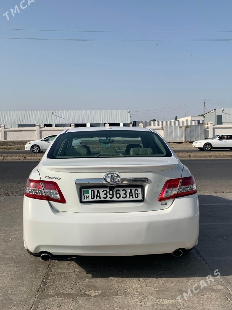 Toyota Camry 2010 - 220 000 TMT - Мары - img 4