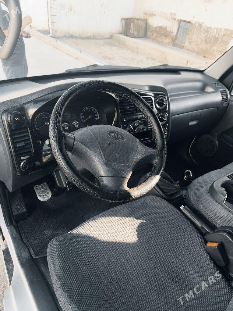 Kia Bongo 2010 - 190 000 TMT - Daşoguz - img 3