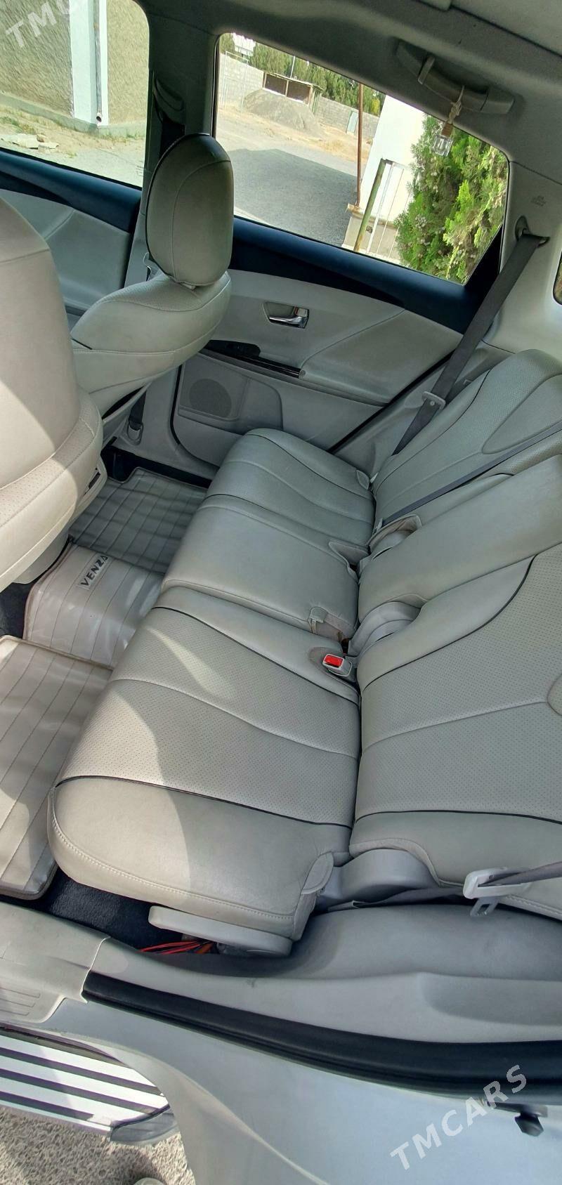 Toyota Venza 2010 - 245 000 TMT - Ашхабад - img 1