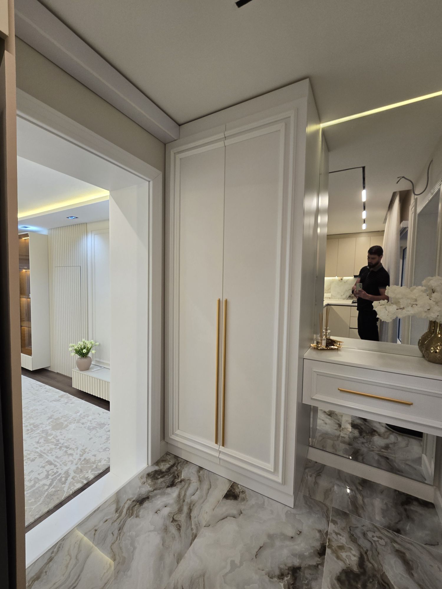 4 MKR LUX JAY 4KOM 3EDELEN 1ET - 4 мкр - img 9