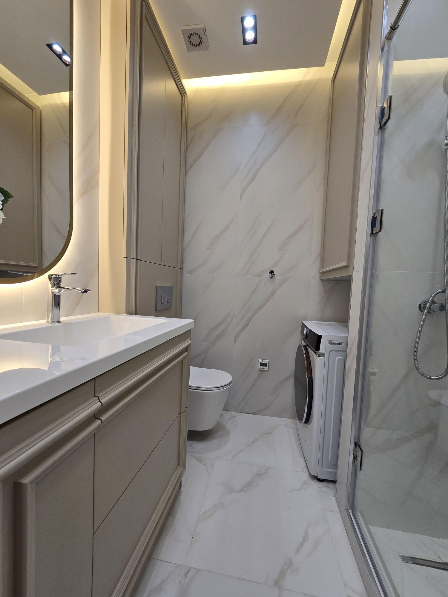 4 MKR LUX JAY 4KOM 3EDELEN 1ET - 4 мкр - img 2