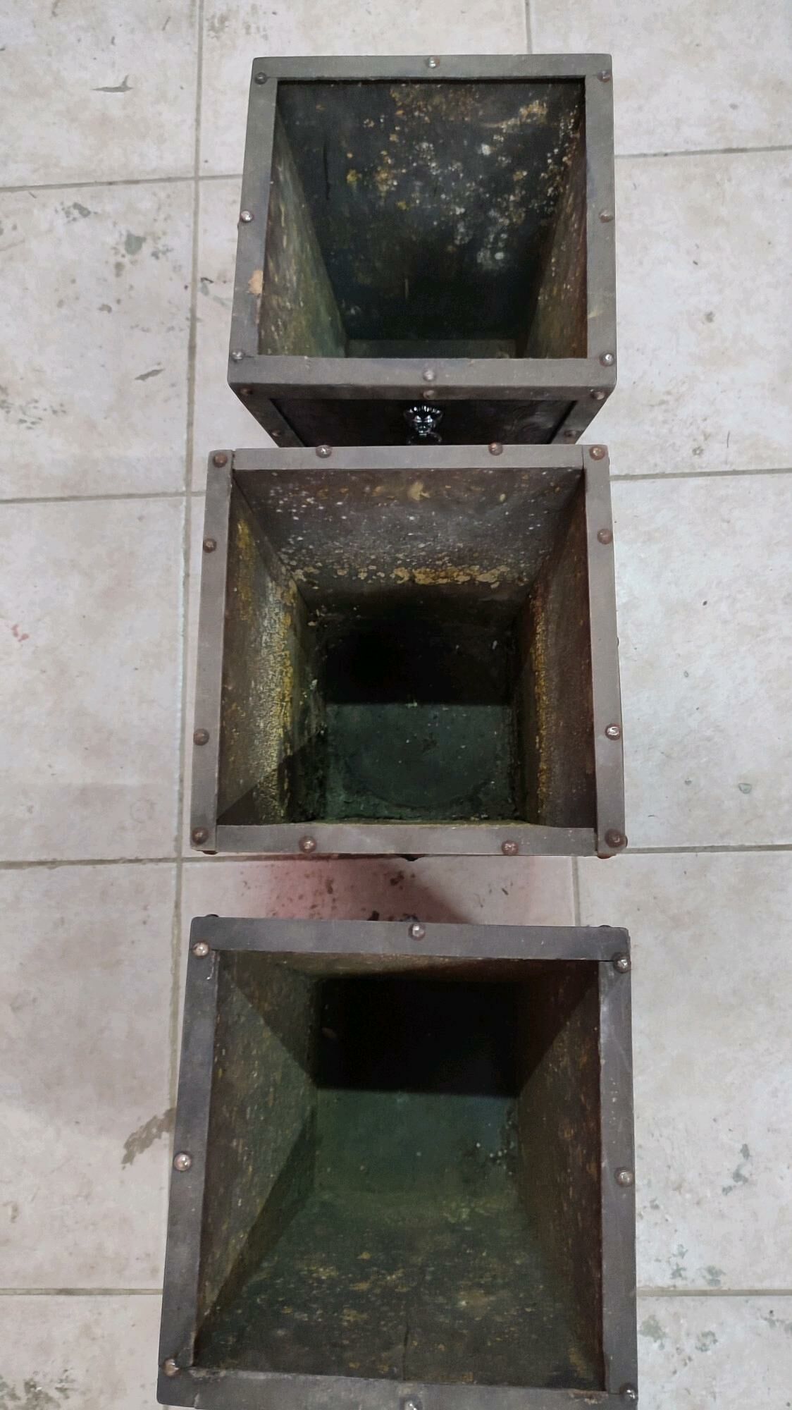 GÜLÜÑ KARŞOGY JANNY - Köşi - img 1