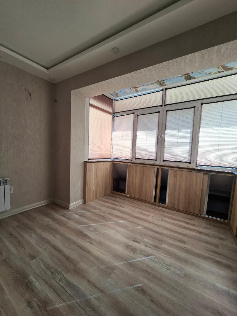 MIR 33 KOM EVRO - Мир 3 - img 1