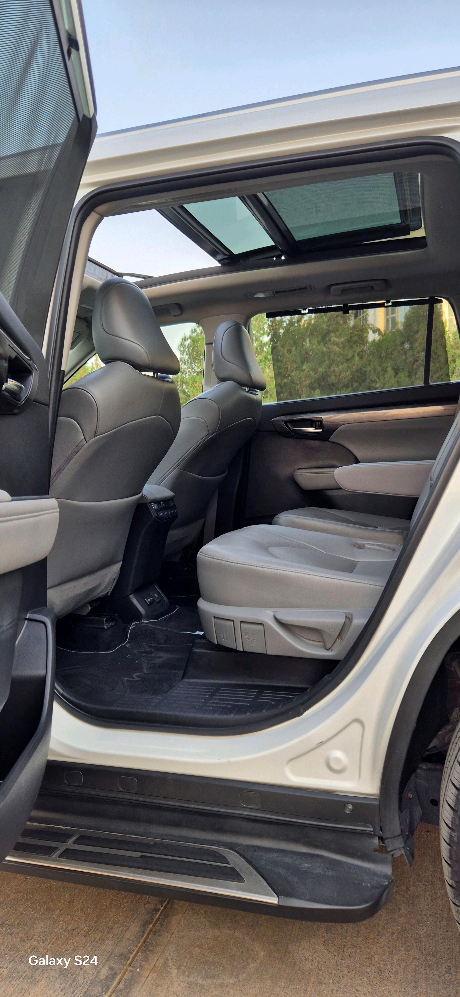 Toyota Highlander 2022 - 700 000 TMT - Мары - img 10