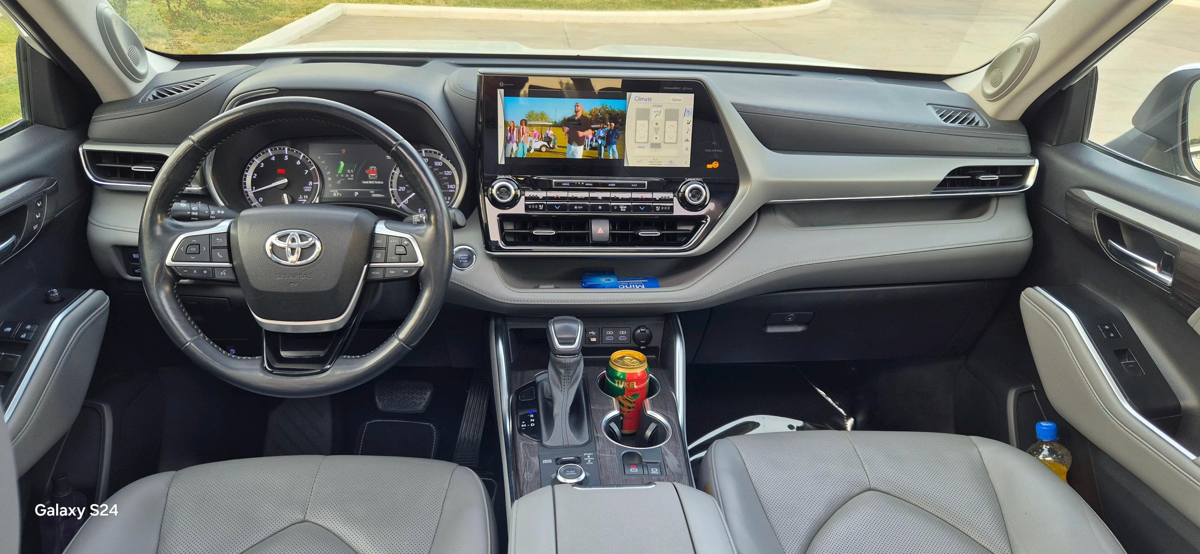 Toyota Highlander 2022 - 700 000 TMT - Мары - img 9