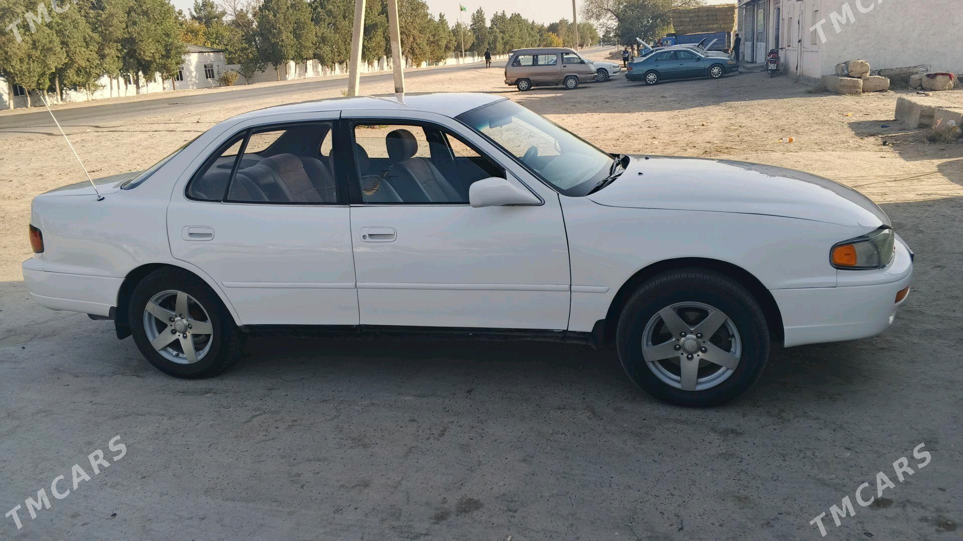 Toyota Camry 1995 - 80 000 TMT - Saýat - img 4
