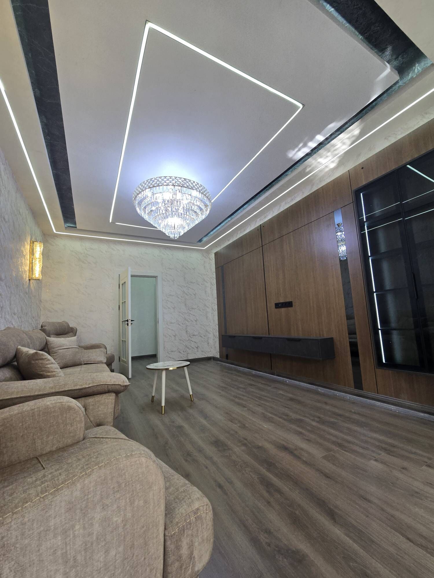 GAUDAN W 3 KOM 4/1ET EVRO - Гаудан "В" - img 9