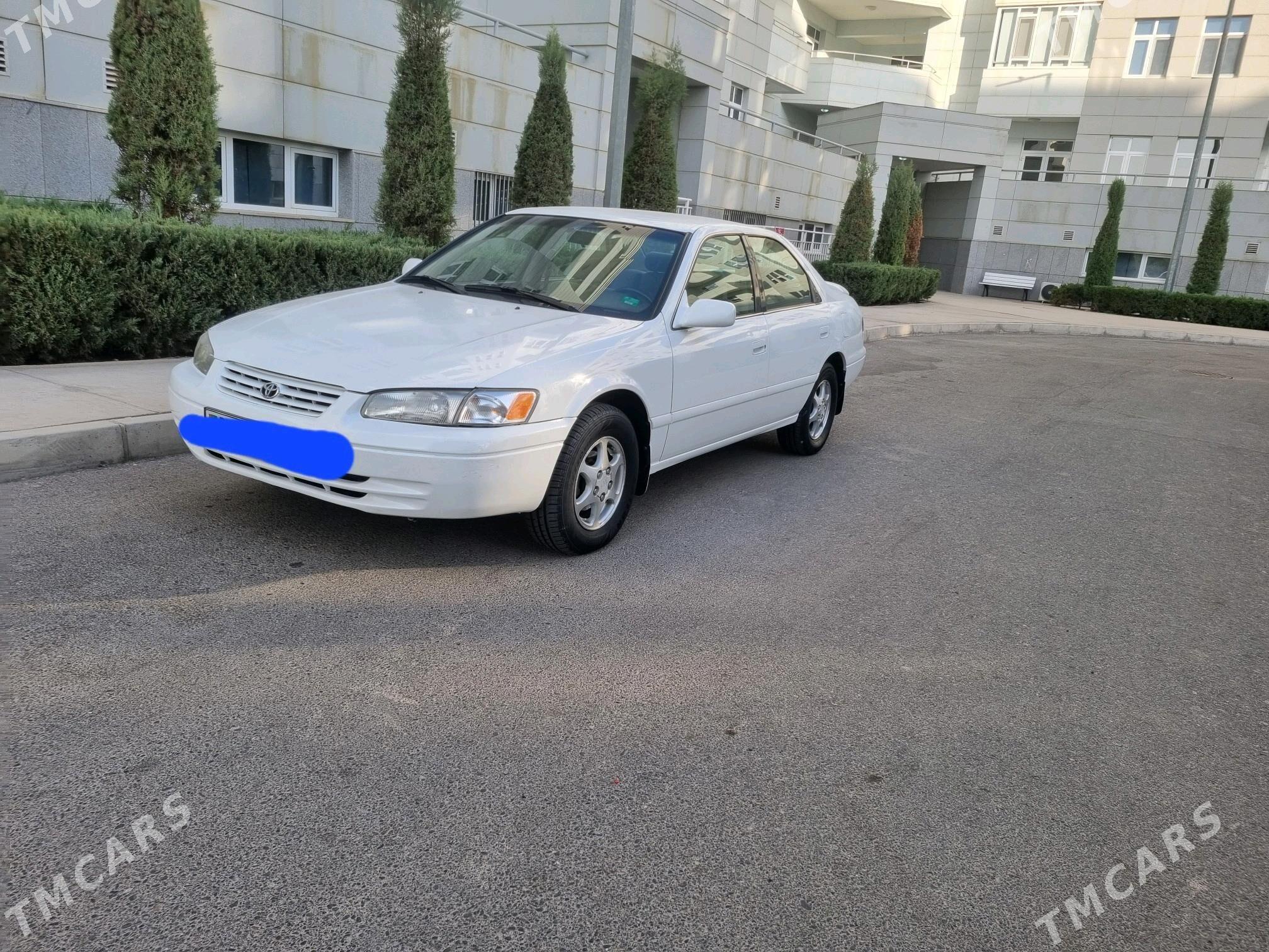 Toyota Camry 1998 - 140 000 TMT - Мары - img 1