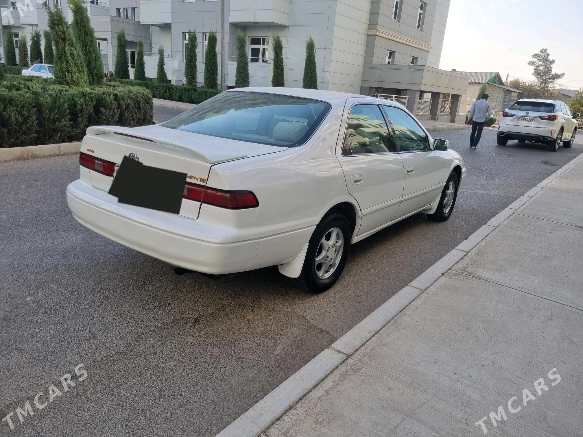 Toyota Camry 1998 - 140 000 TMT - Мары - img 2