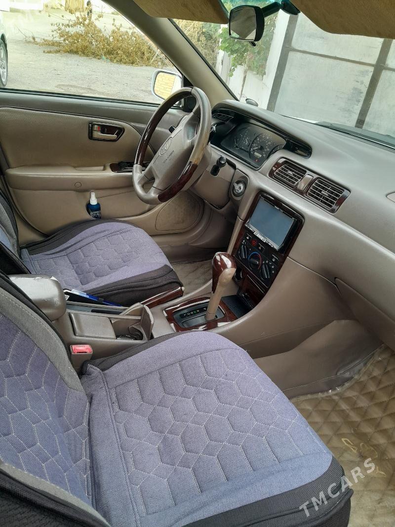 Toyota Camry 2000 - 151 000 TMT - Гёкдепе - img 3