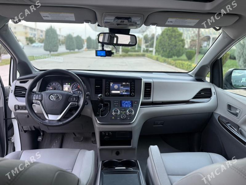 Toyota Sienna 2019 - 484 000 TMT - 11 мкр - img 9