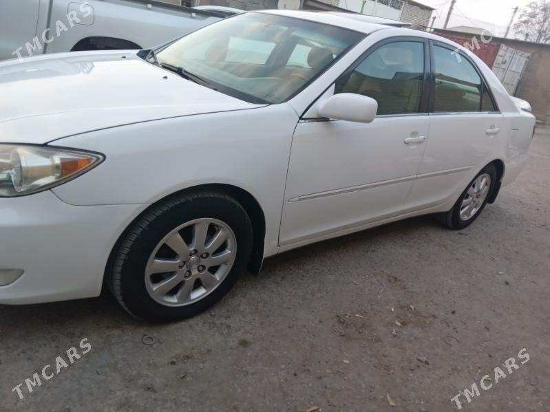 Toyota Camry 2002 - 180 000 TMT - Кëши - img 3