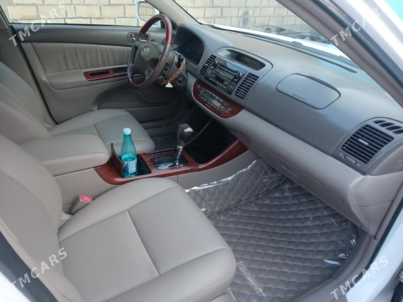 Toyota Camry 2002 - 180 000 TMT - Кëши - img 5