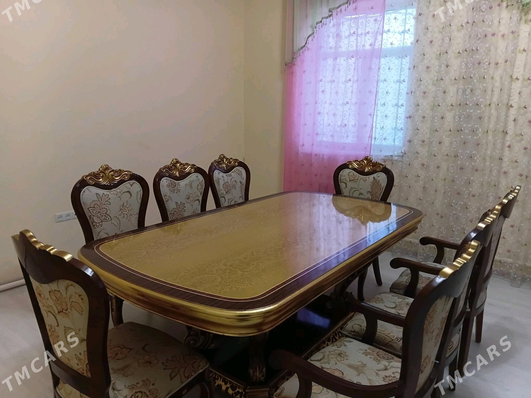 stol karolewski - Махтумкули - img 2