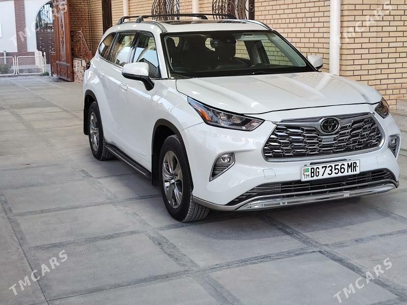 Toyota Highlander 2021 - 520 000 TMT - Мары - img 5