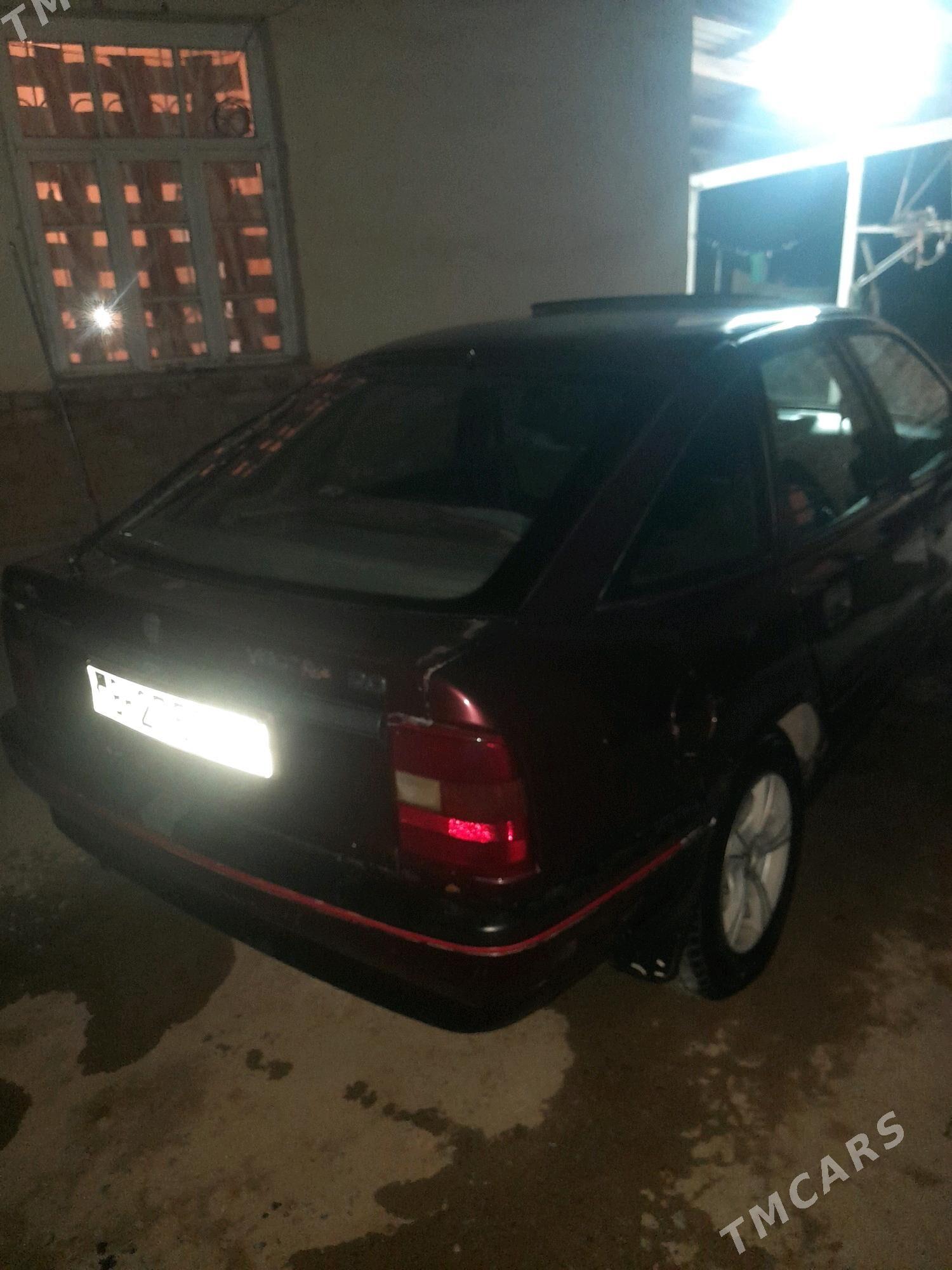 Opel Vectra 1990 - 23 000 TMT - Бабадайхан - img 2