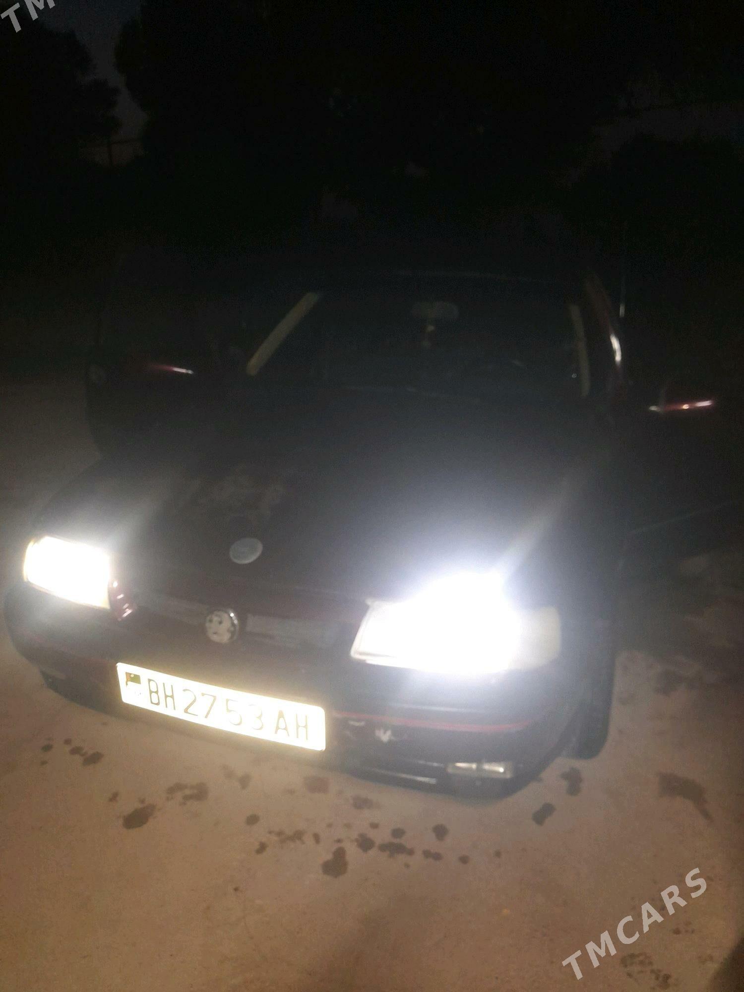 Opel Vectra 1990 - 23 000 TMT - Бабадайхан - img 4