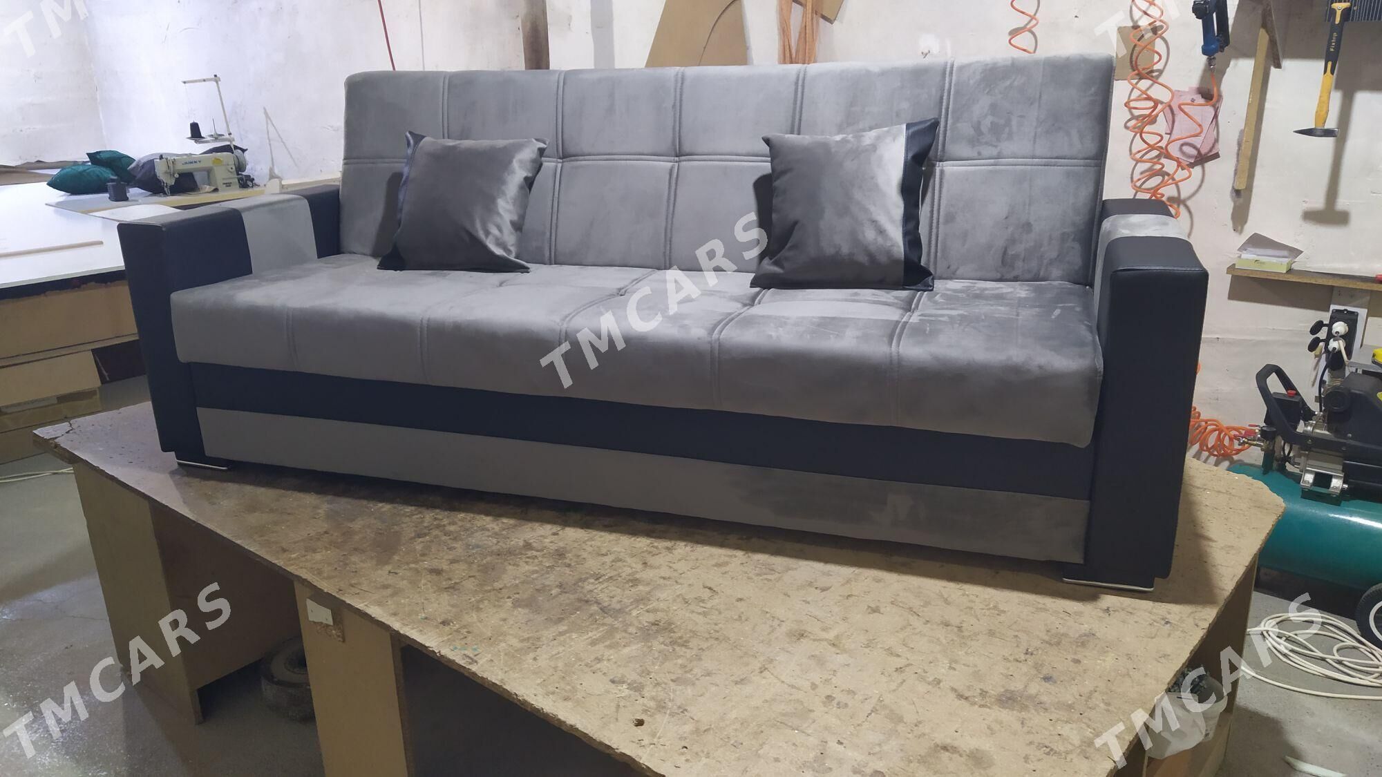 Diwan - Mary - img 1