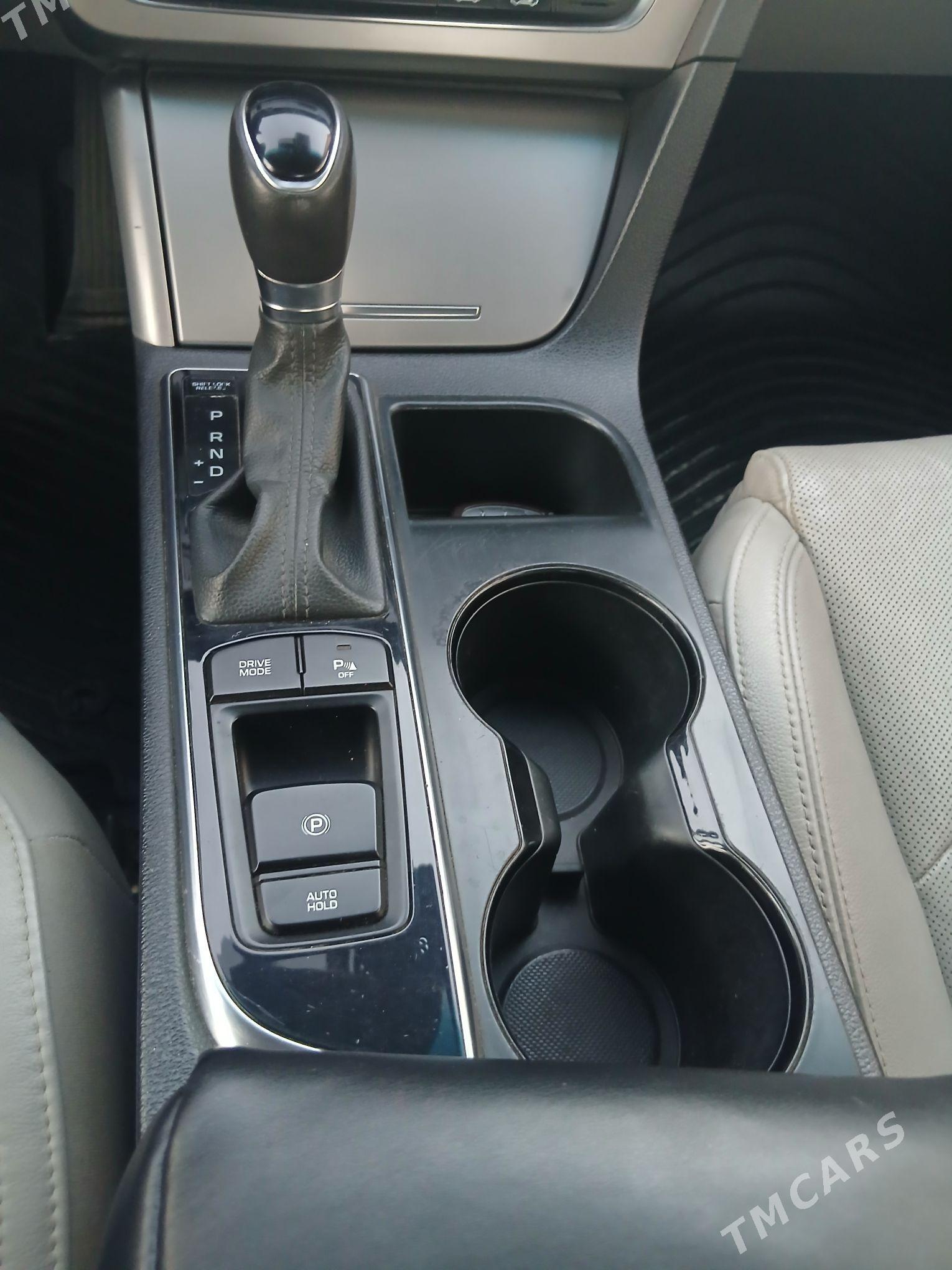 Hyundai Sonata 2017 - 235 000 TMT - Дянев - img 2
