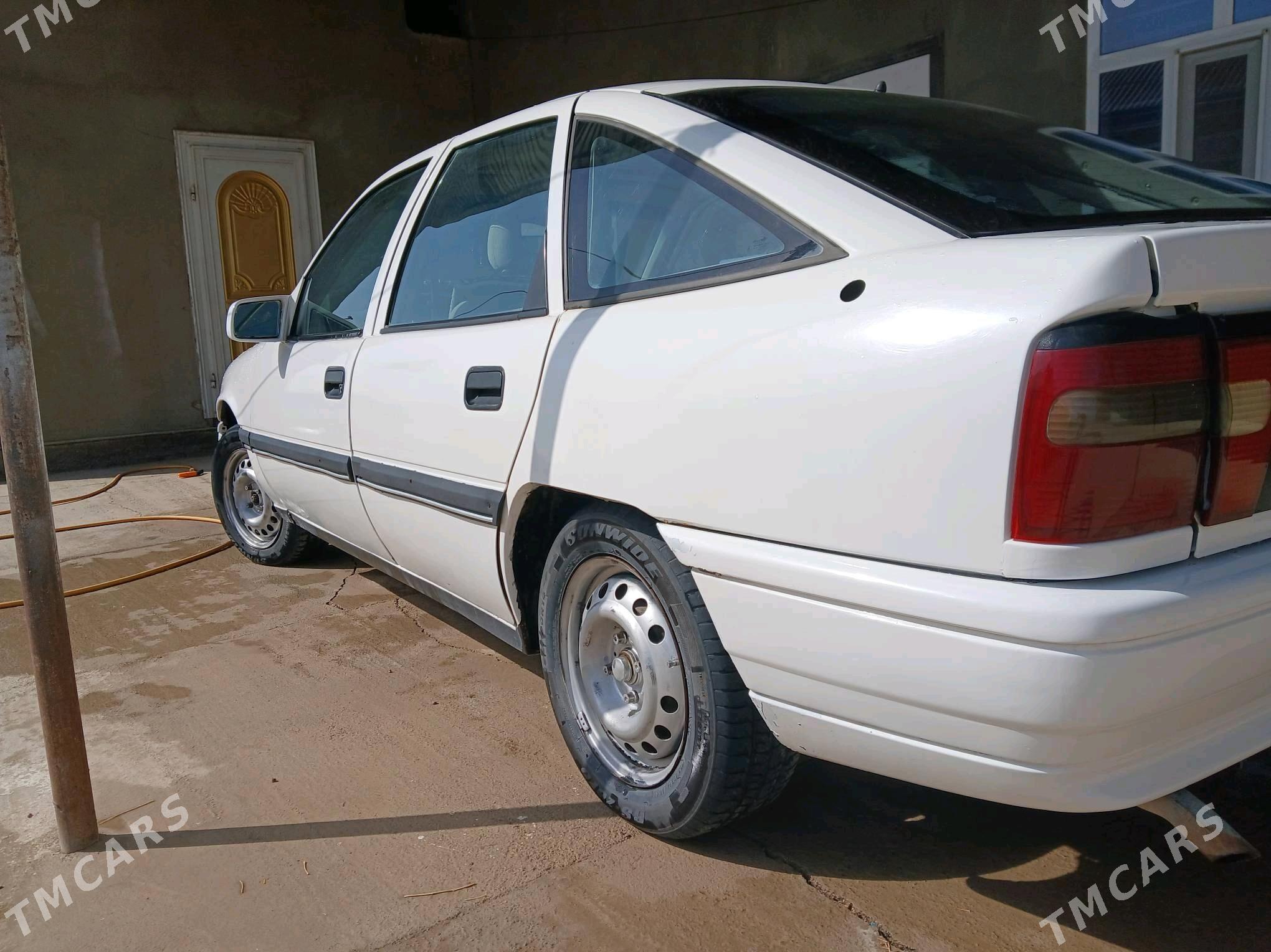 Opel Vectra 1991 - 34 000 TMT - Кака - img 2