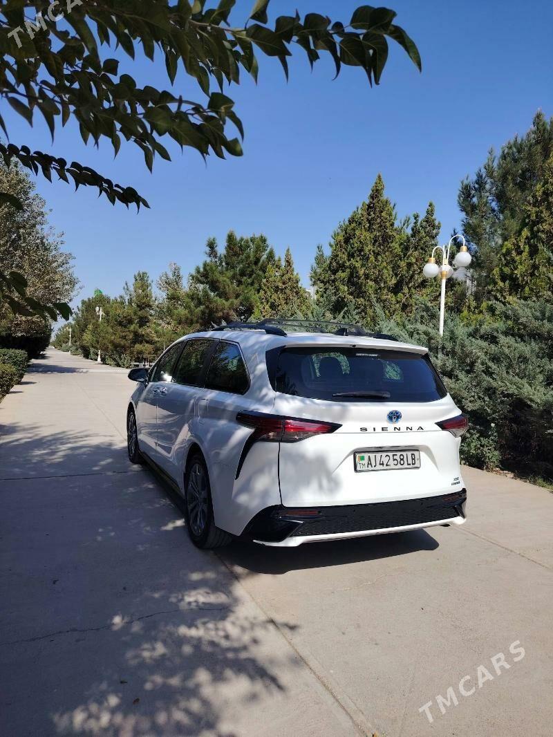 Toyota Sienna 2022 - 600 000 TMT - Türkmenabat - img 9