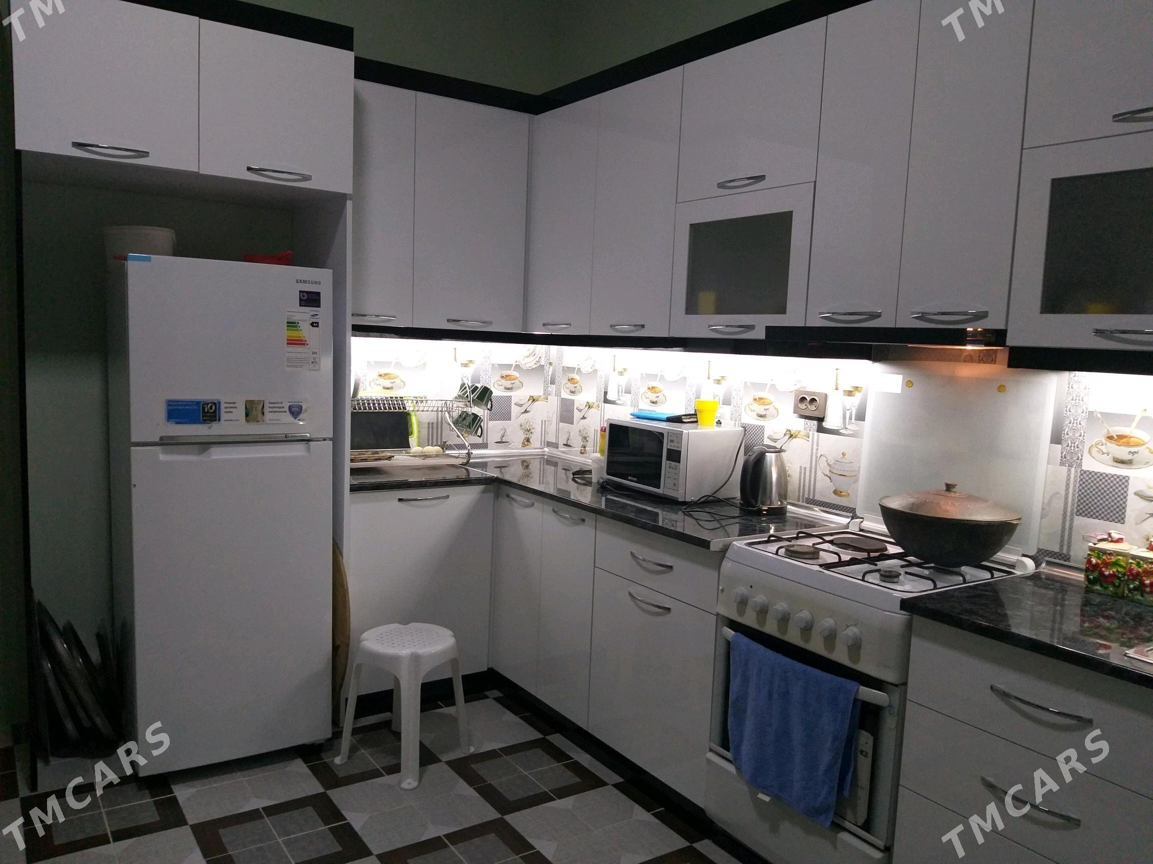 Şor Satlyk jaý - Гарадамак Шор - img 5