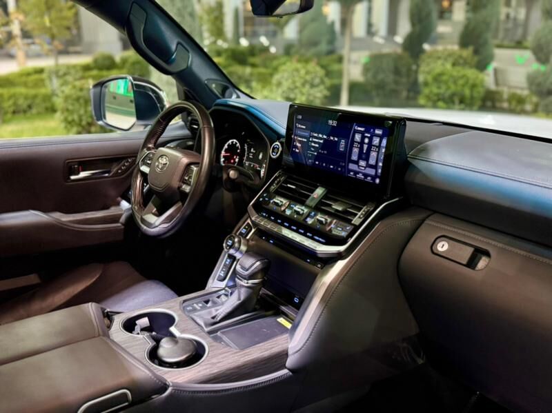 Toyota Land Cruiser 2022 - 1 372 000 TMT - Ашхабад - img 3