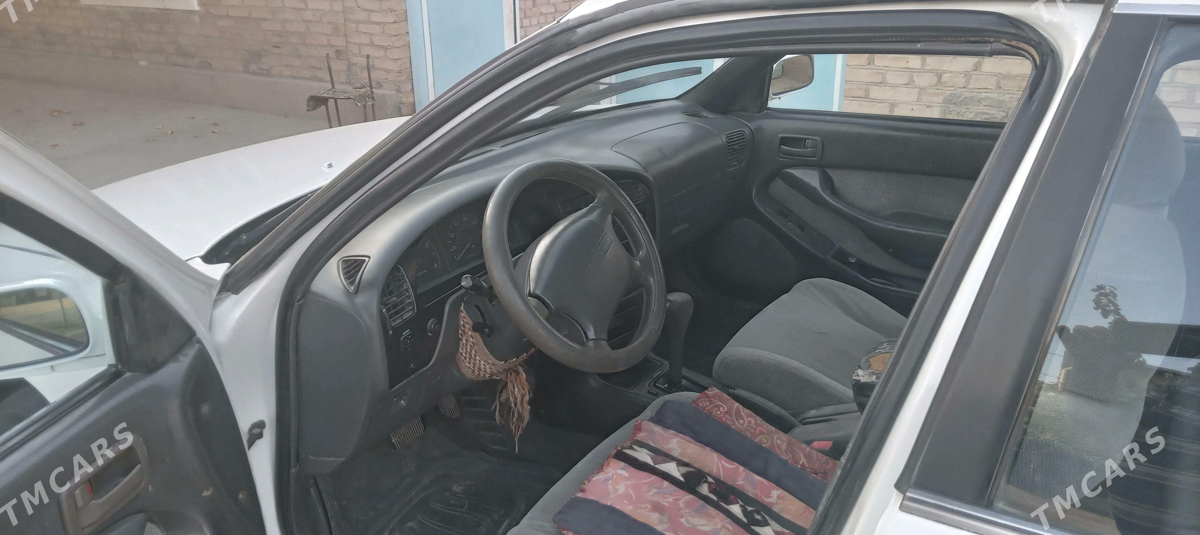 Toyota Camry 1994 - 80 000 TMT - Saýat - img 4