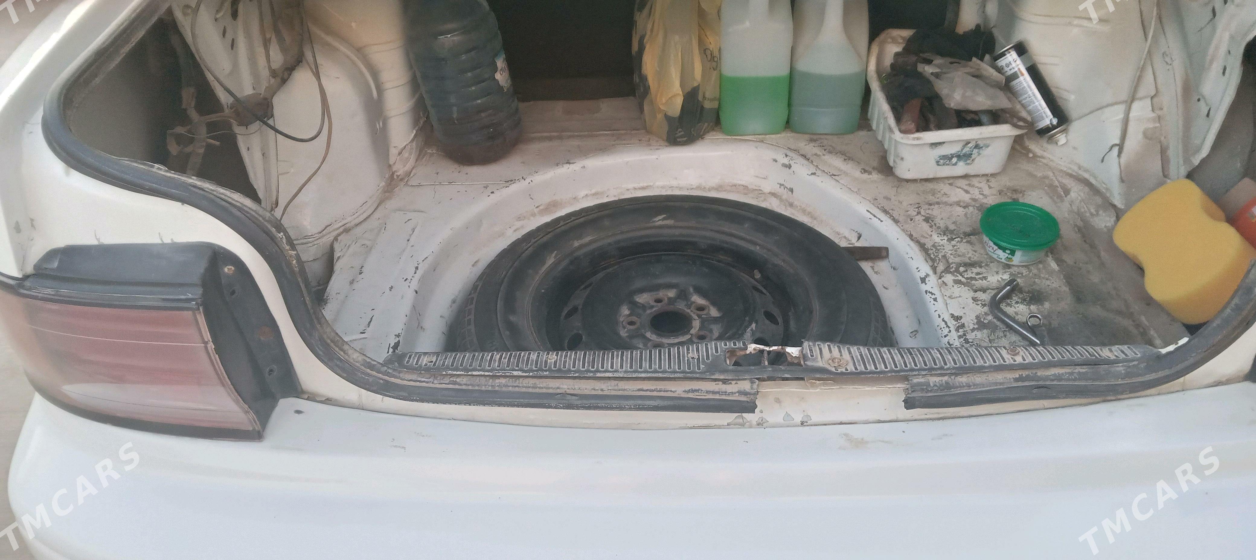 Toyota Camry 1994 - 80 000 TMT - Saýat - img 3