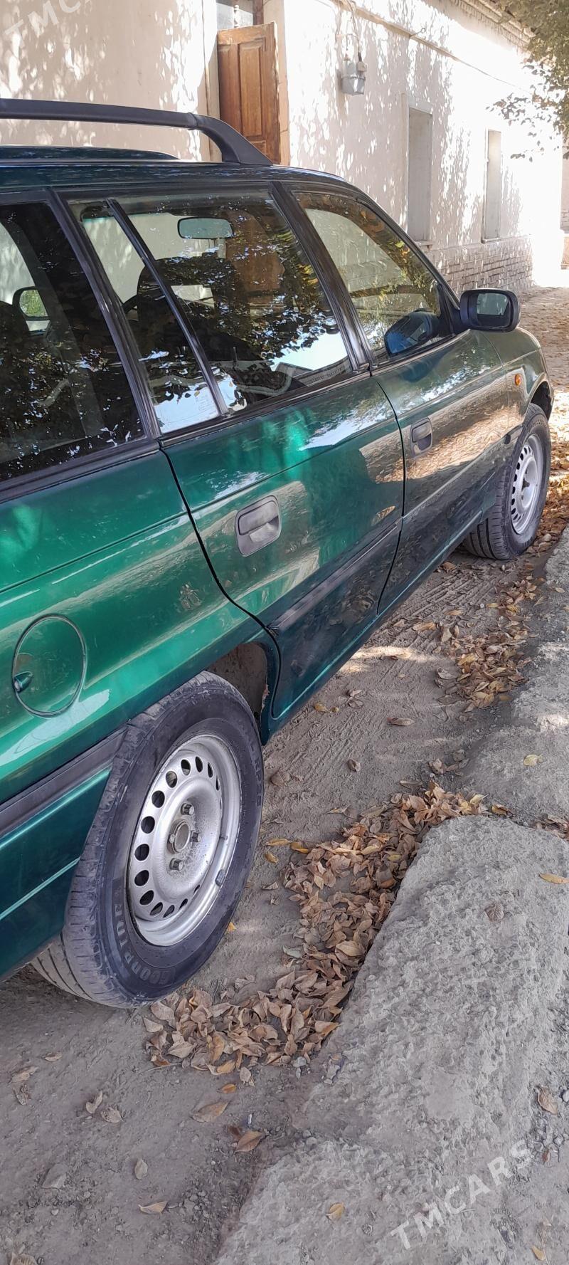 Opel Astra 1997 - 50 000 TMT - Şabat etr. - img 3