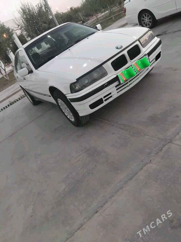 BMW 320 1993 - 25 000 TMT - Мургап - img 1