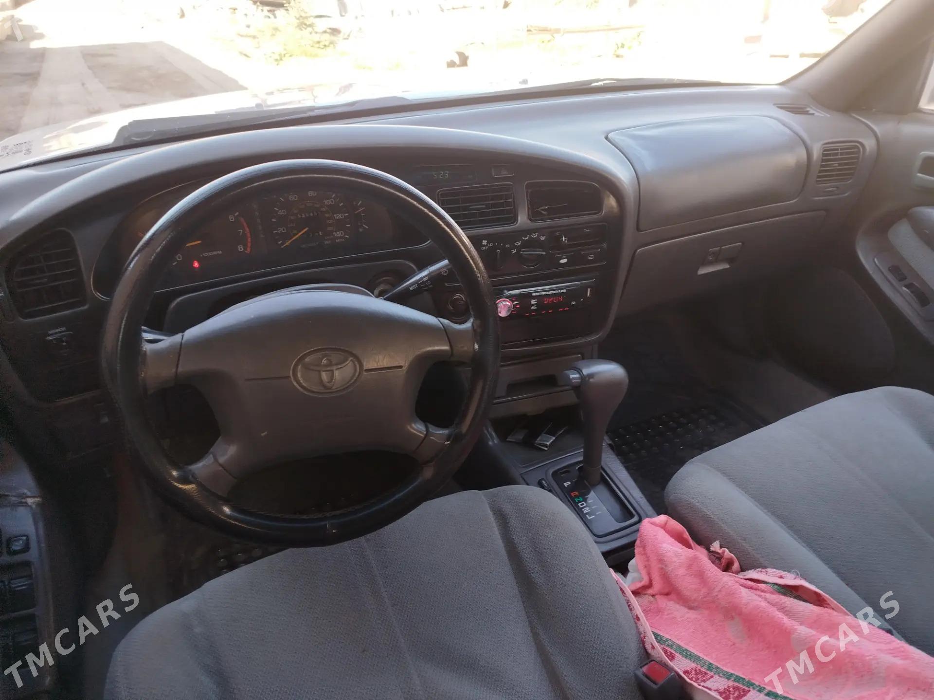 Toyota Camry 1995 - 79 000 TMT - етр. Туркменбаши - img 1